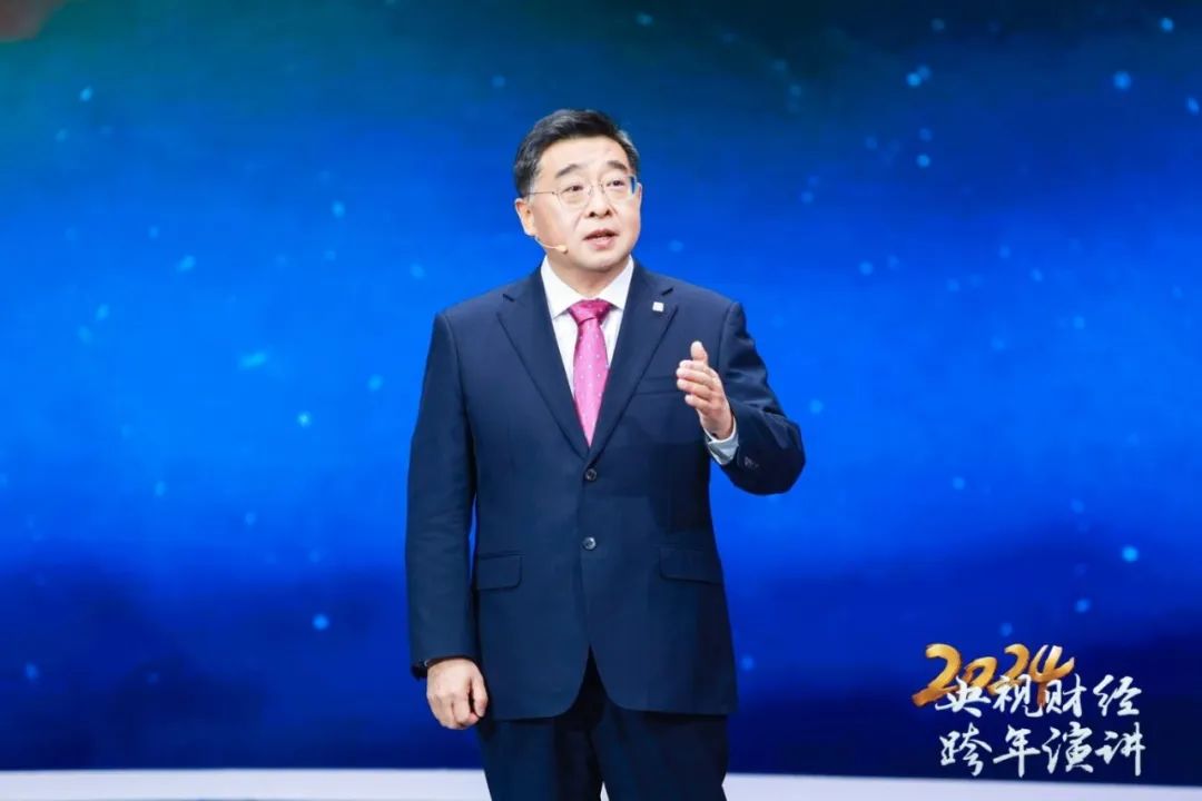 央视跨年演讲 | 杨东升：以一臂之力造福人类