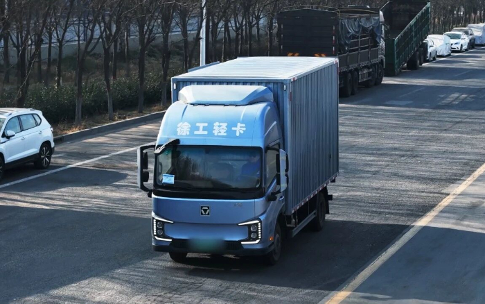 不只大货厢，星空tiyu汉界轻卡凭诸多优势打动客户
